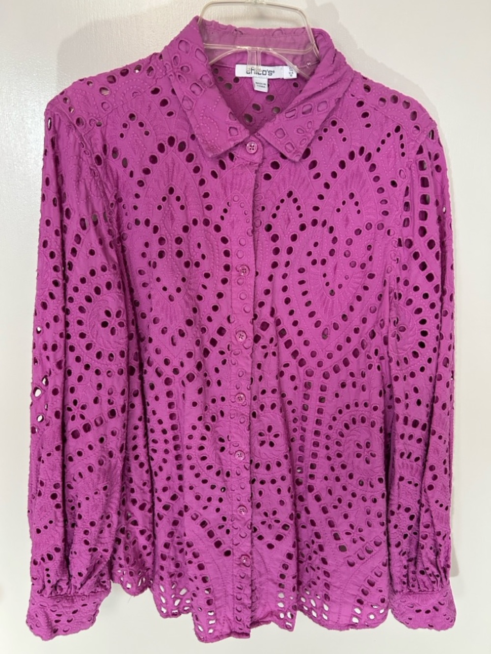 Chico's Fuschia / Magenta Pink Eyelet Button-Down Shirt, size 1.5 (S or 10)